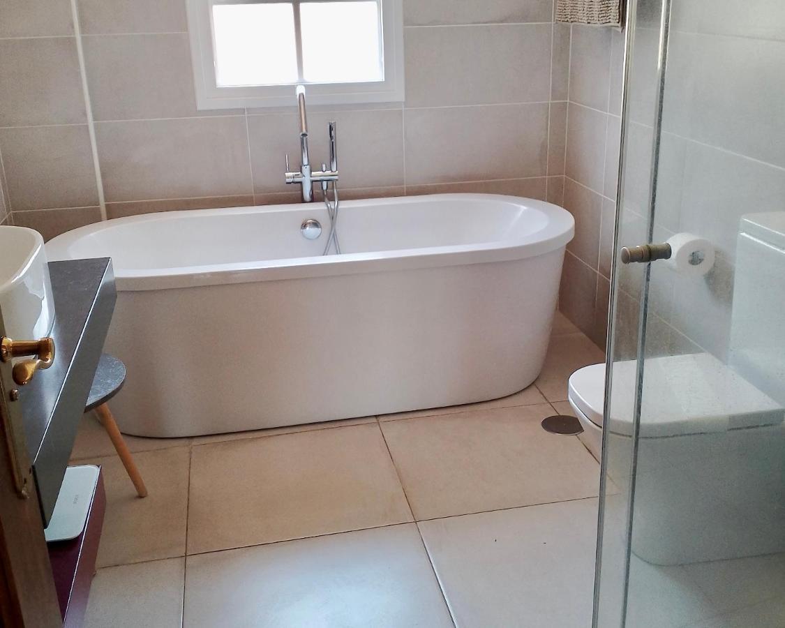 Villa Consuelo - Quiet Location Close To Resorts Buzanada Exterior foto